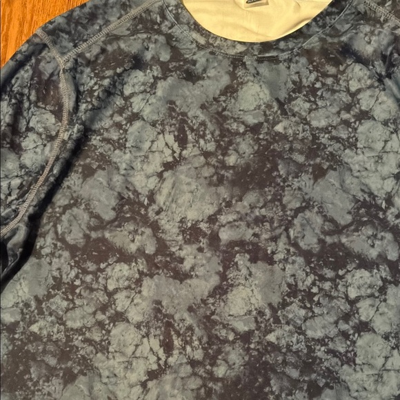 Old Navy Blue Long Sleeve UV Protection Swim Tie-Dye Shirt - Picture 5 of 11